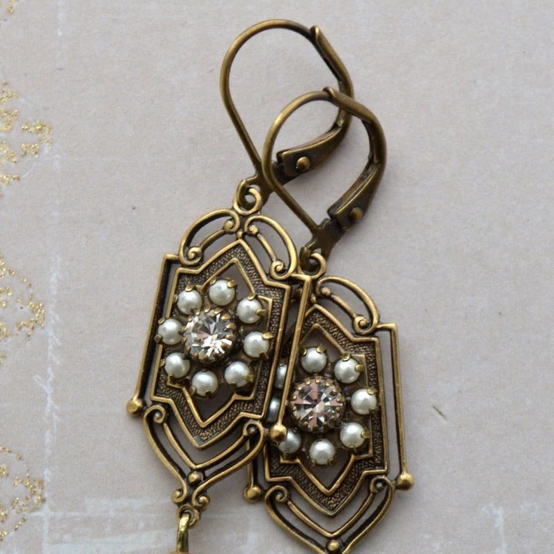 Fashion New Retro For Ladies Personalized Earrings