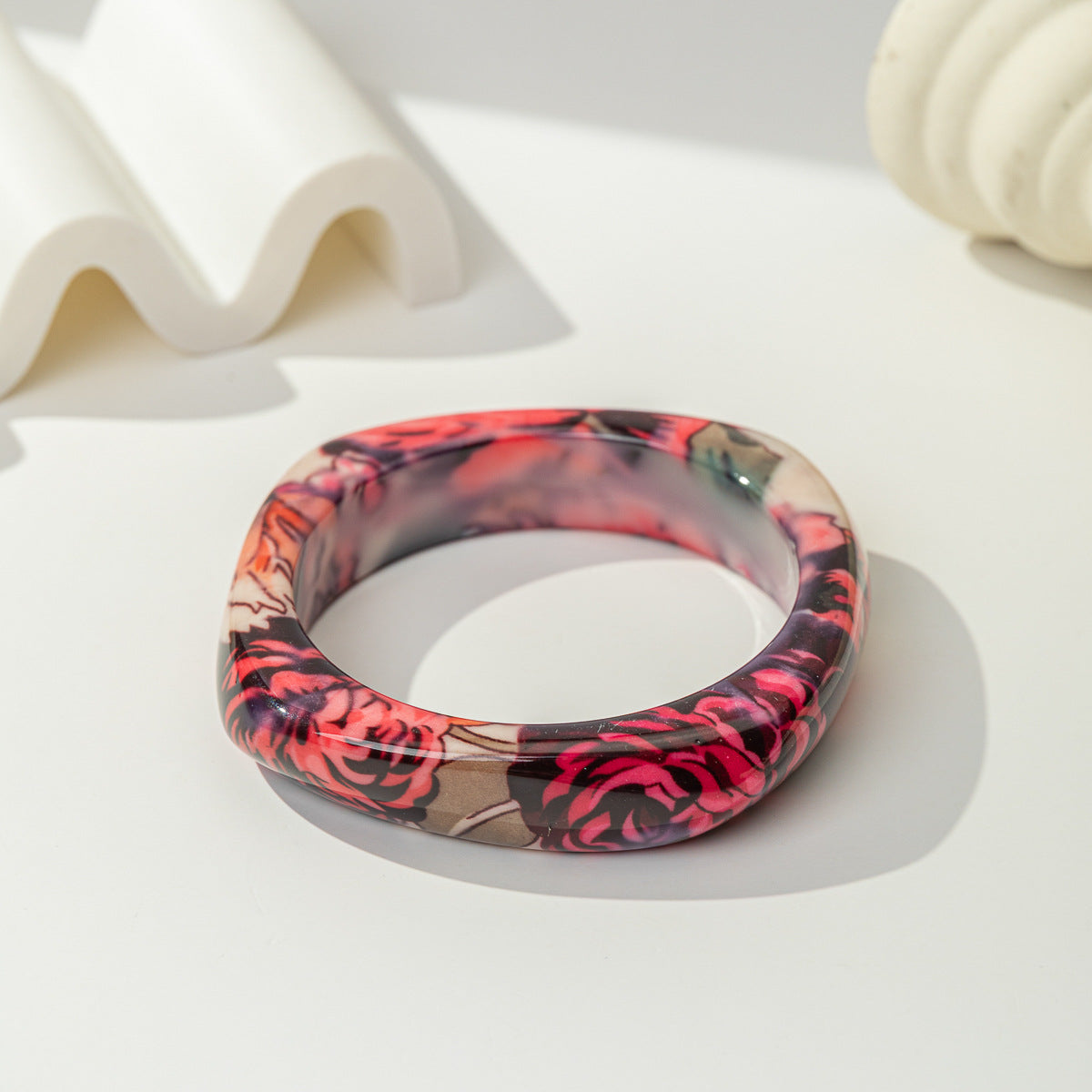 Women's Square Irregular Blooming Pattern Resin Personalized Fashionable Bracelets