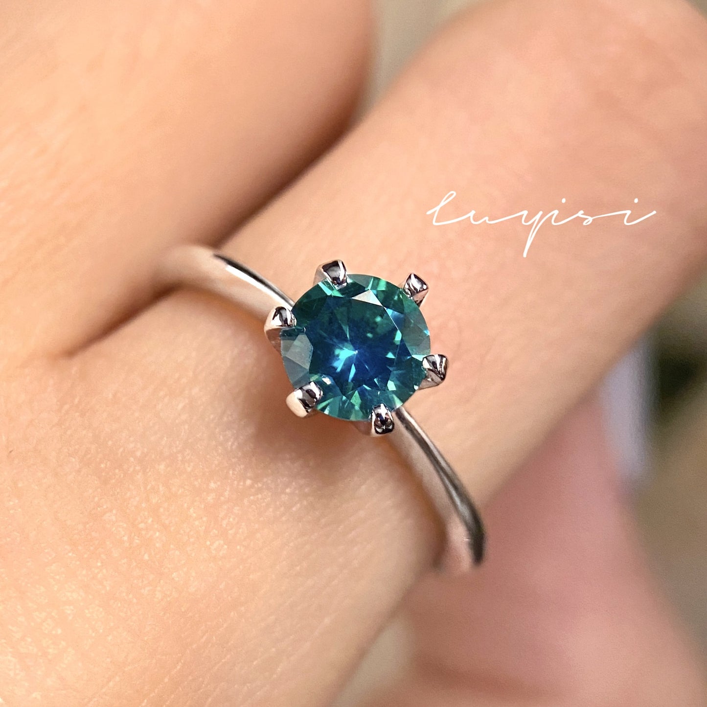 Blue Green Moissanite Light Luxury Star Rings