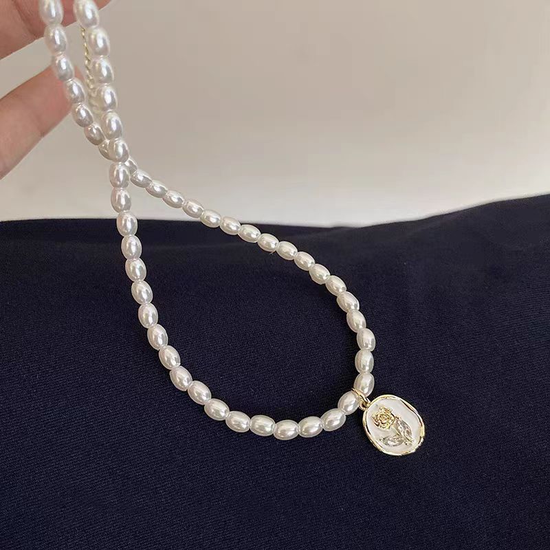 Opal Natural Freshwater Short Pearl Temperament Necklaces