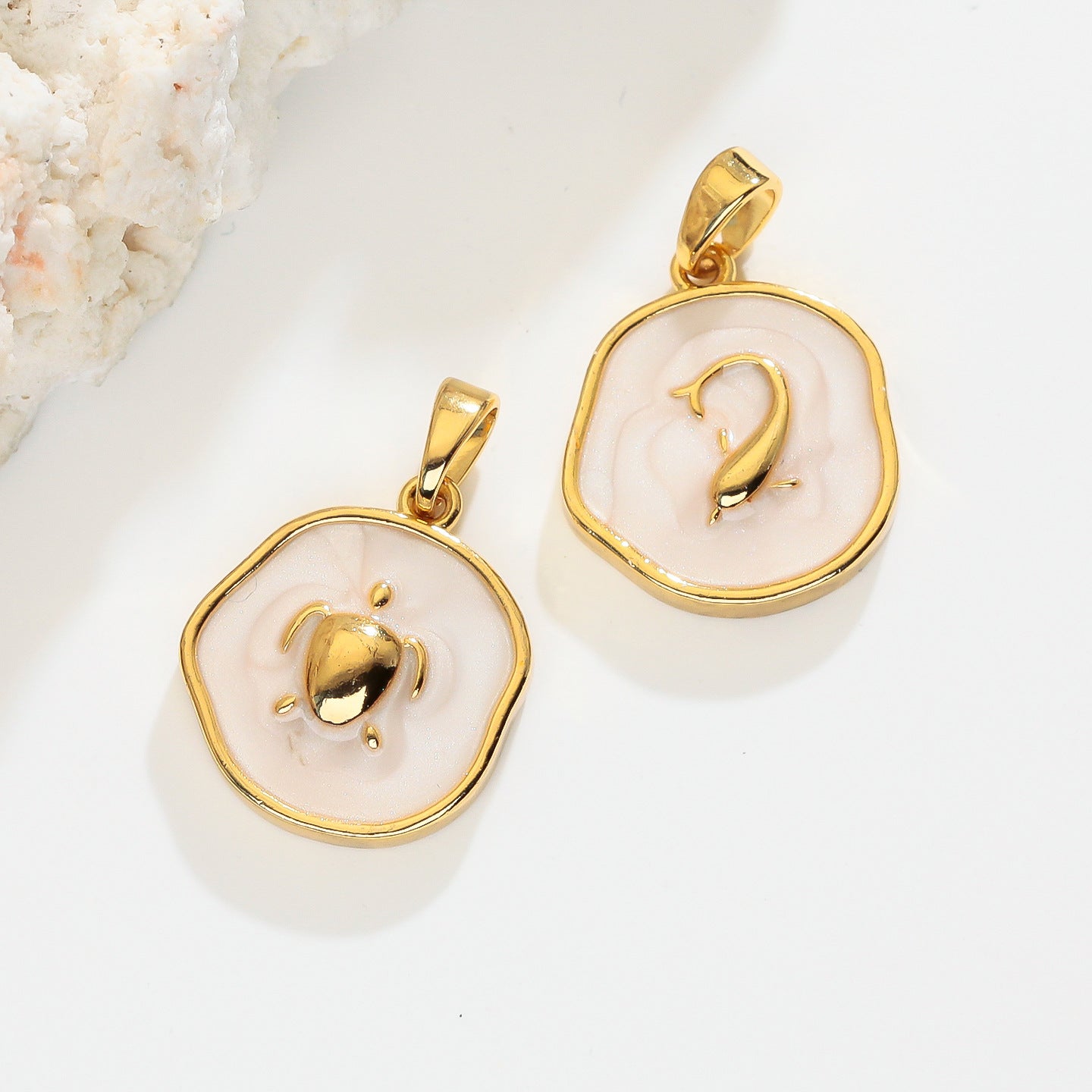 Ocean Theme Drop Oil Conch Starfish Turtle Shell Pendant