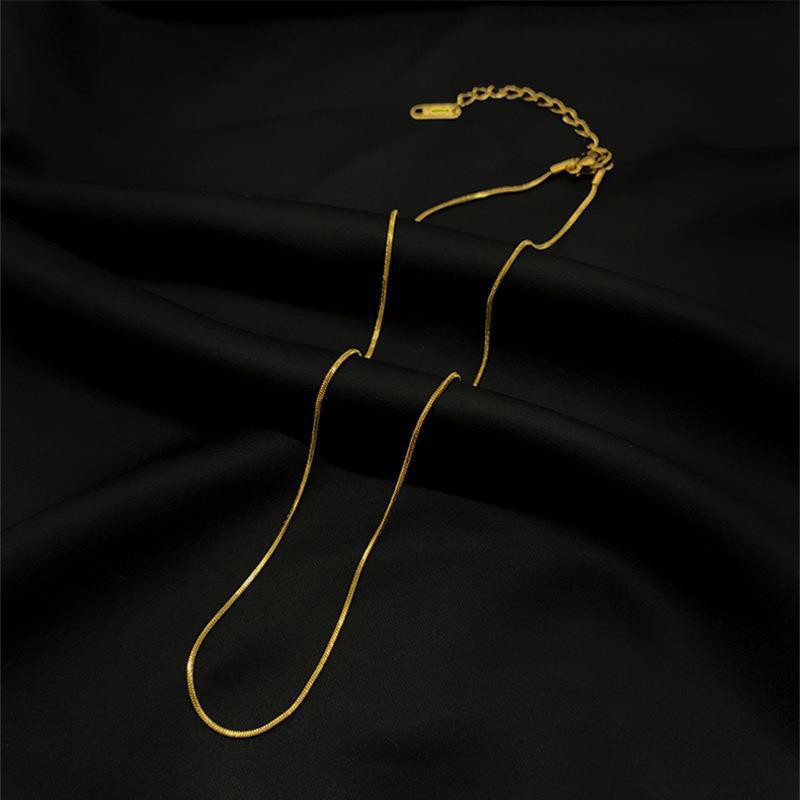 Snake Bone Female Vacuum Electroplating Furnace Necklaces