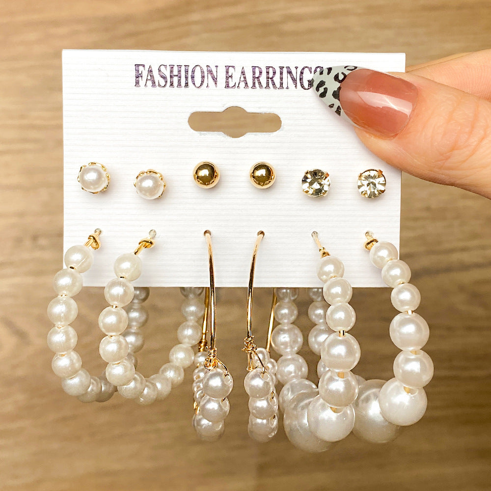 Women's Pearl Suit Retro Metal Geometry Shaped Earrings