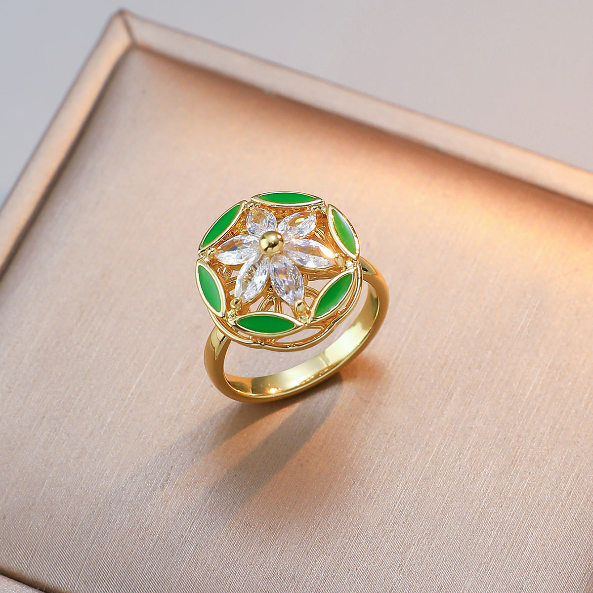 Female French Flower Rotating Open Niche Adjustable Index Ring