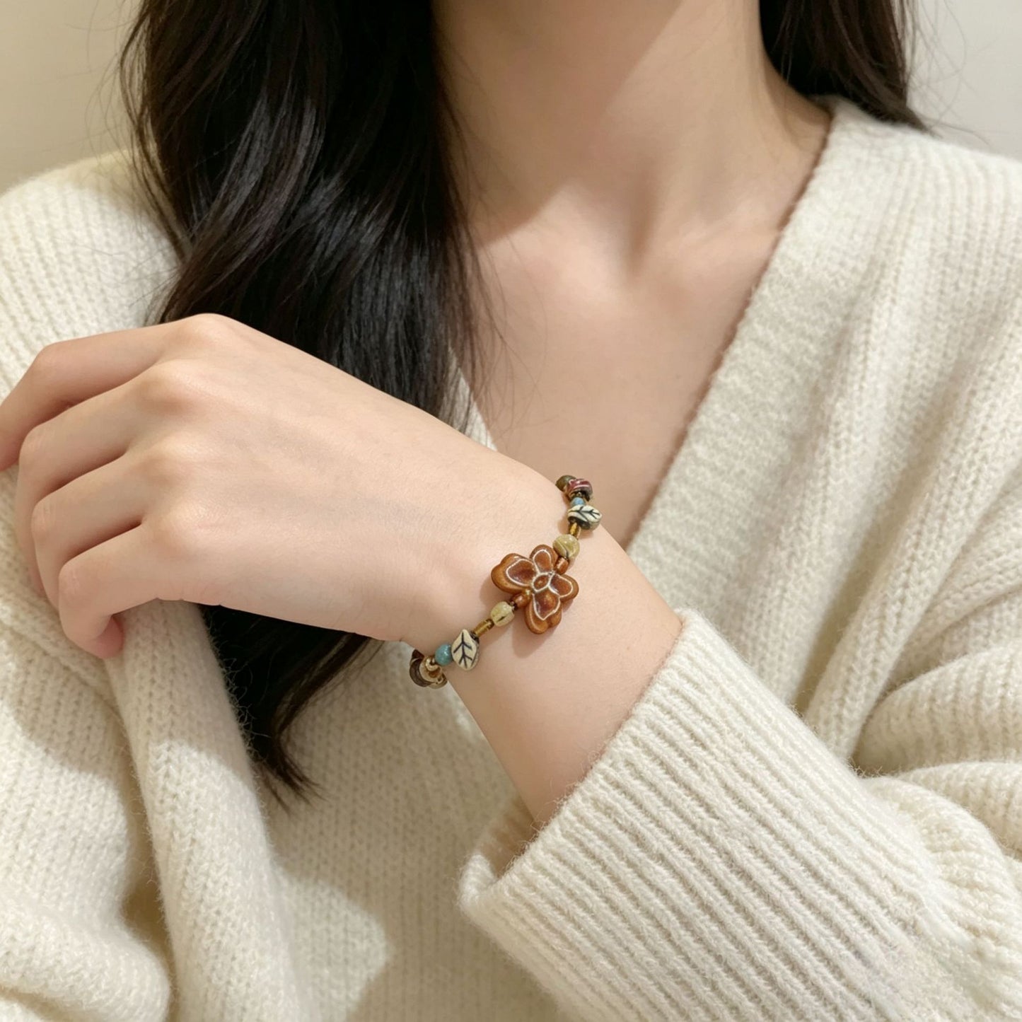 Women's Light Luxury Design Elegant Butterfly Beaded Exotic Ethnic Style Bracelet