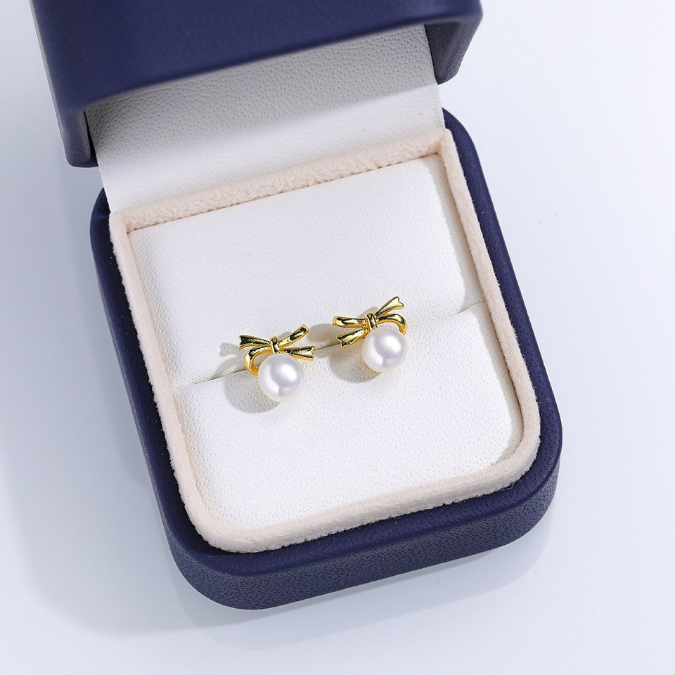 Women's Pearl Ear High-grade Square Simple Temperament Stud Earrings