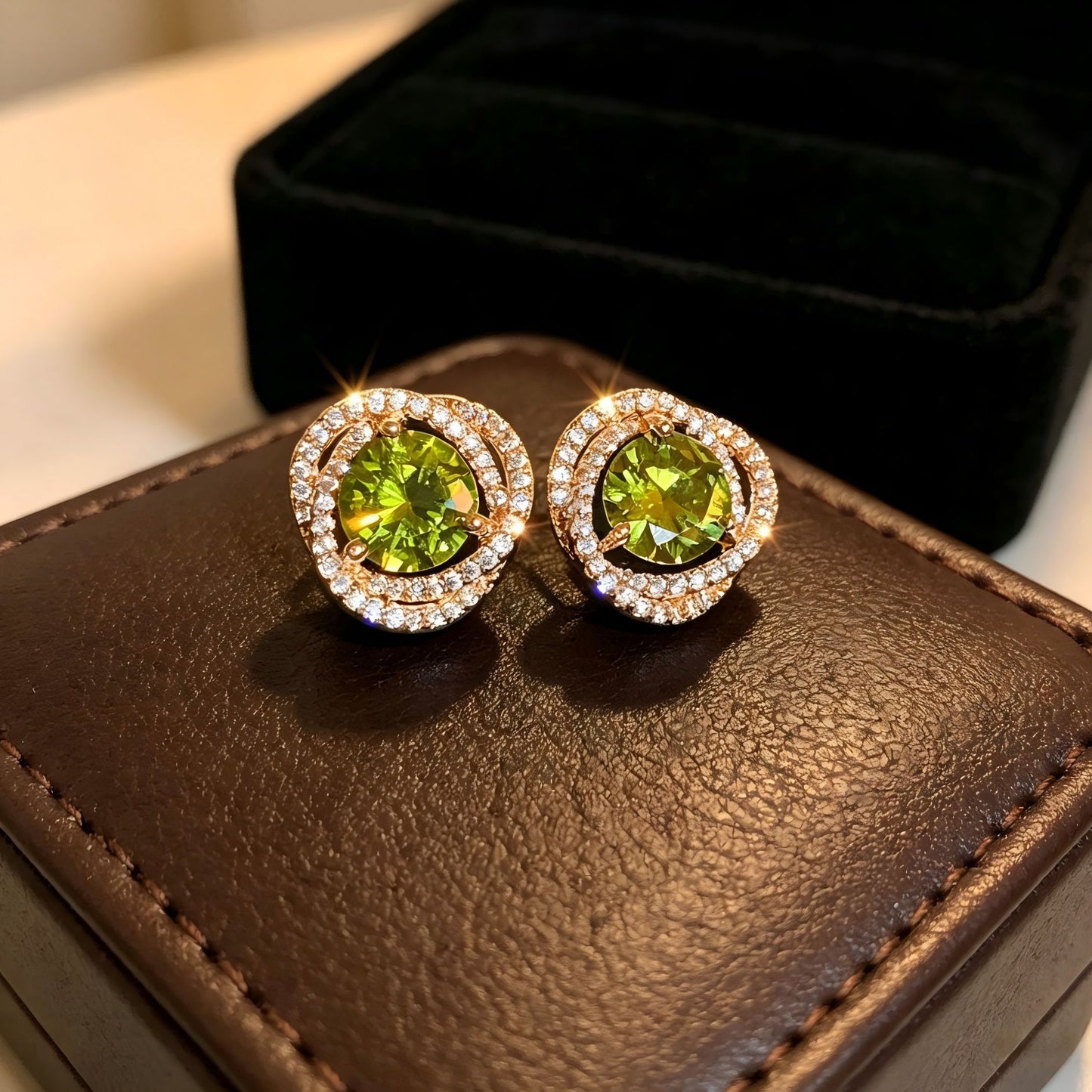 Zircon Flower Hollow Ear Light Luxury Minority Shining Stud Earrings