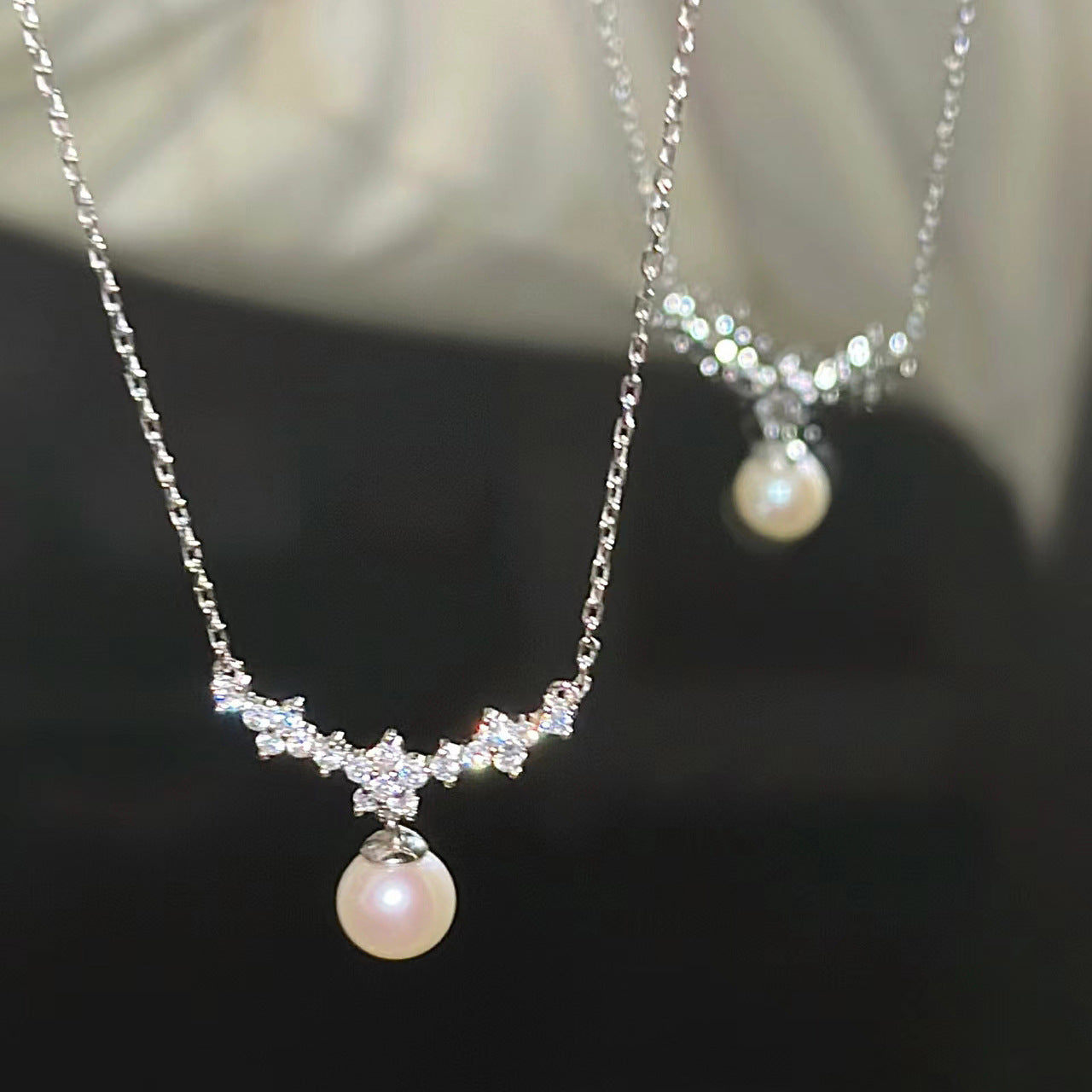 Women's French Cherry Blossom Pearl Zircon Style Exquisite Light Necklace