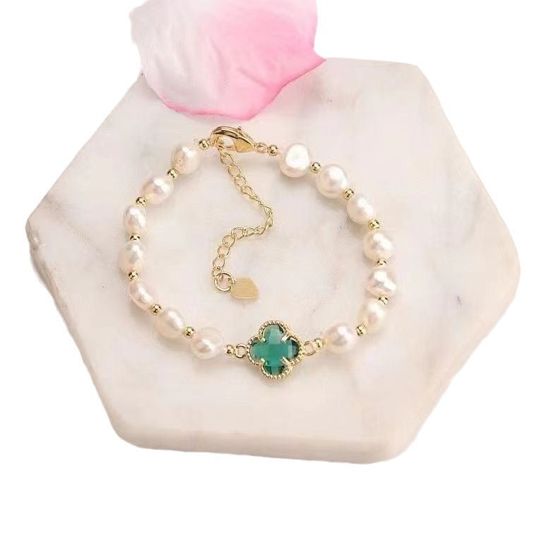 Women's Clover Pearl Design Simple Light Luxury Bracelets