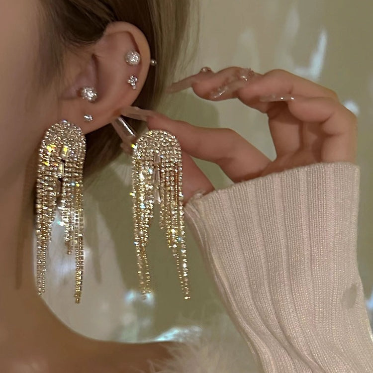 Women's Sier Needle Light Luxury Tassel Banquet Earrings