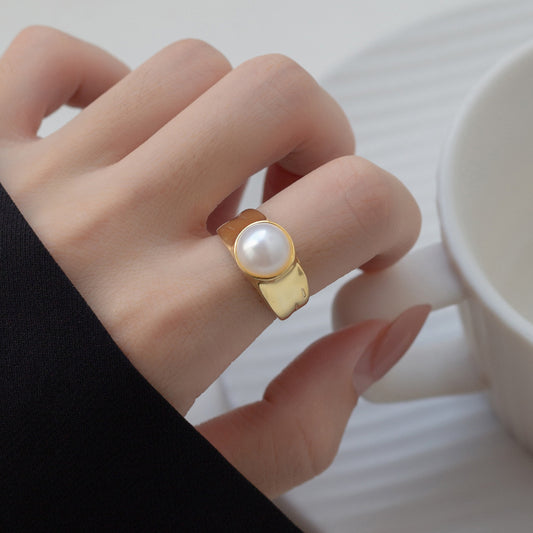 Wide Face Pearl French Fashion Temperament Entry Rings