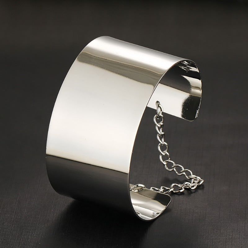 Trend Retro Hand Strap Exaggerated Punk Bracelet