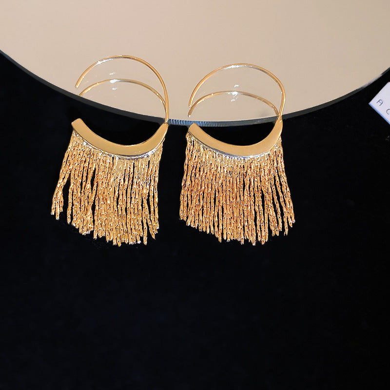 Women's Needle Shaped Metal Eardrop Design Fashion Earrings