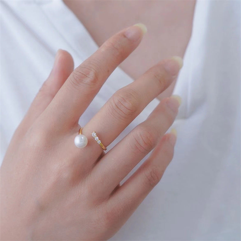 Women's Simple Elegant Pearl Open With Diamond Rings