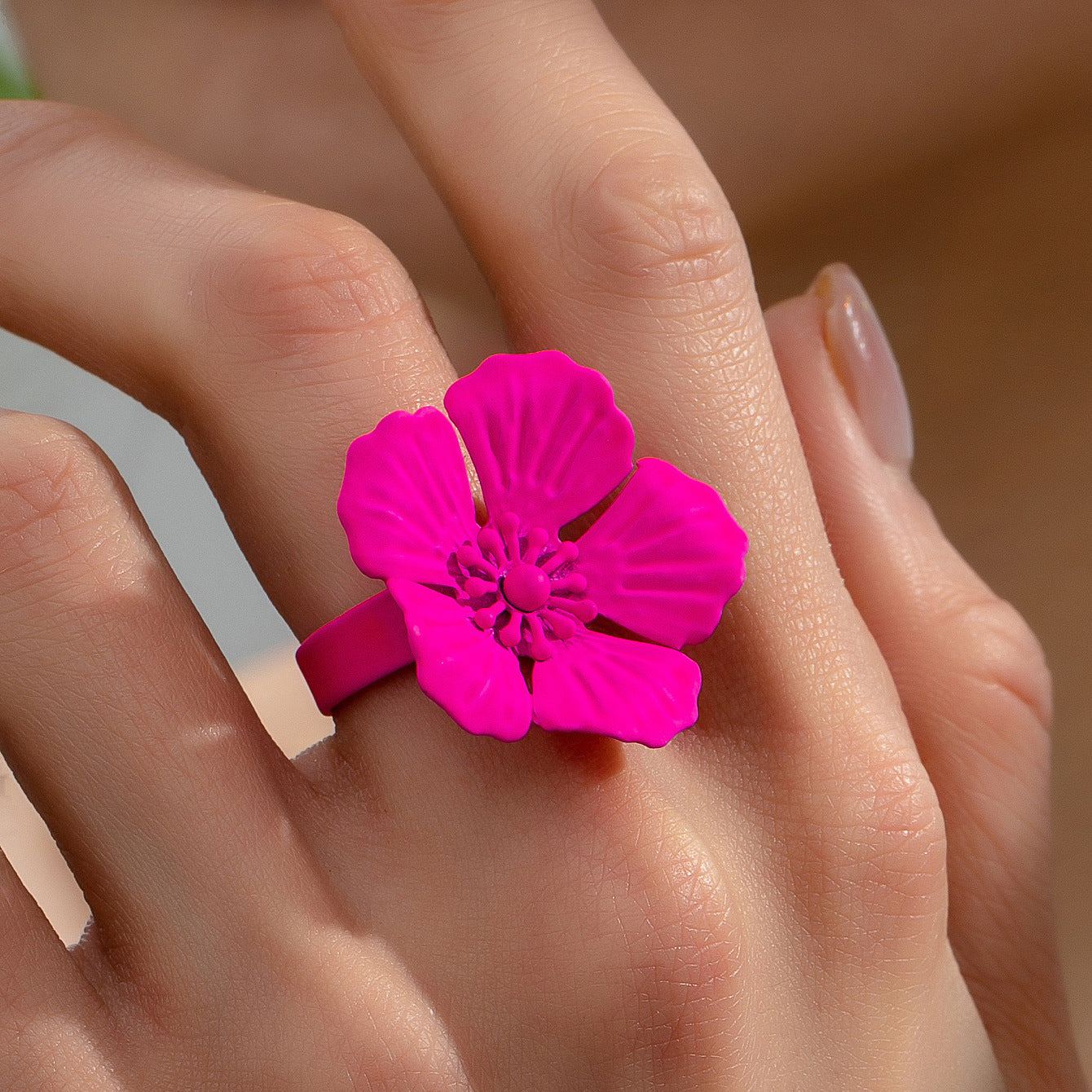 Spray Paint Flower Design Retro Luxury Rings
