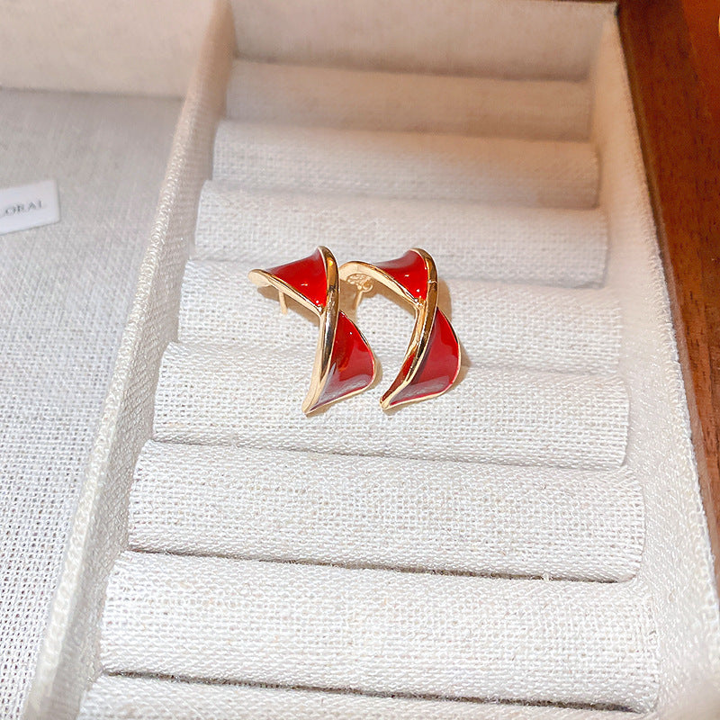 Women's Needle Shaped Metal Eardrop Design Fashion Earrings