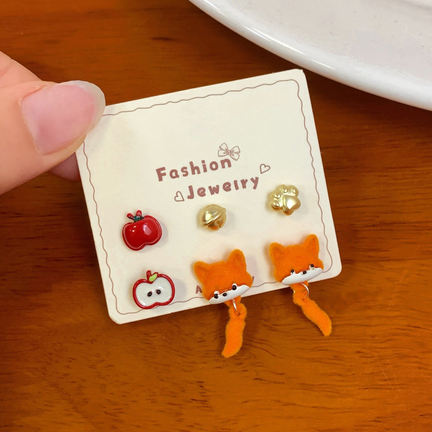 Cartoon Oil Dripping Fox Female Sier Needle Small Fun Animal Earrings