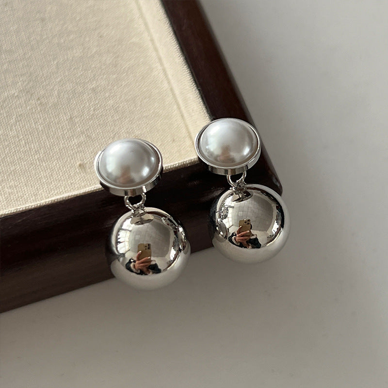 Women's Needle High-grade Pearl Retro Minority Design Earrings