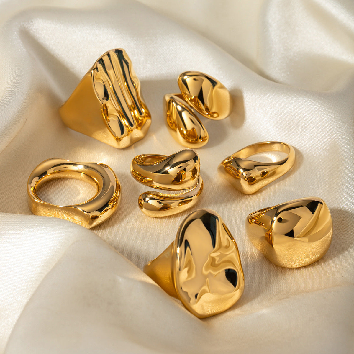 Gold Stainless Steel Glossy Fashionable Advanced Rings