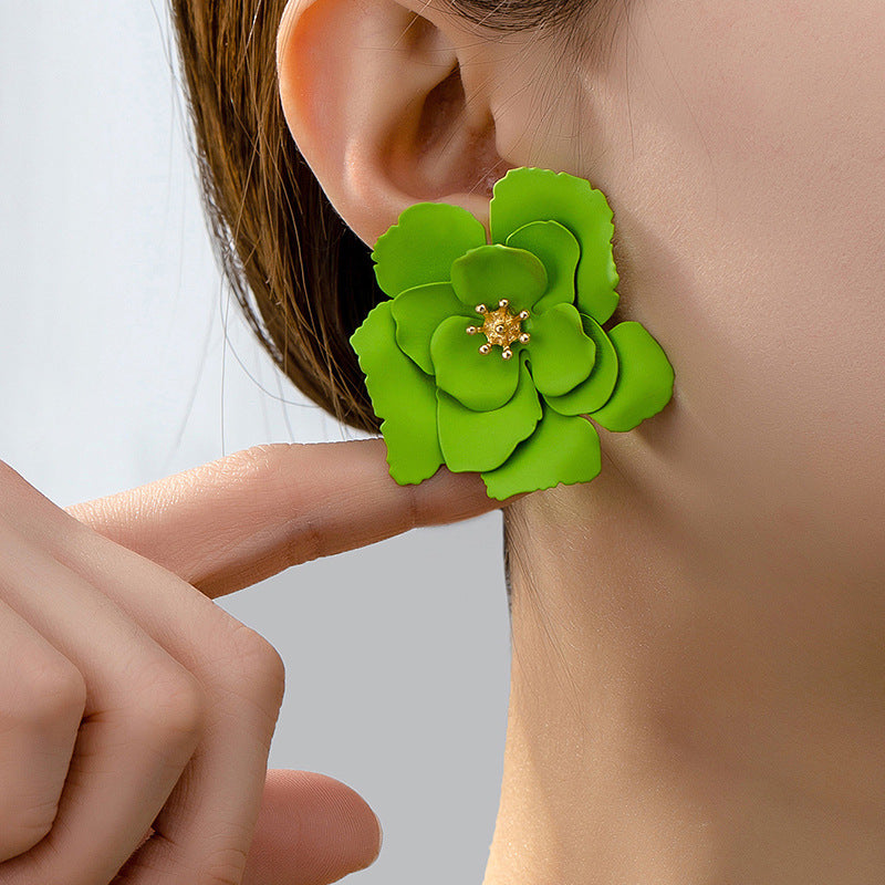 Of Fashionable High-grade Flower Personalized Temperamental Earrings