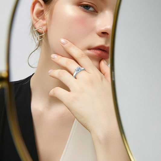 Women's Simple Temperament 2 Karat Color Moissanite Rings