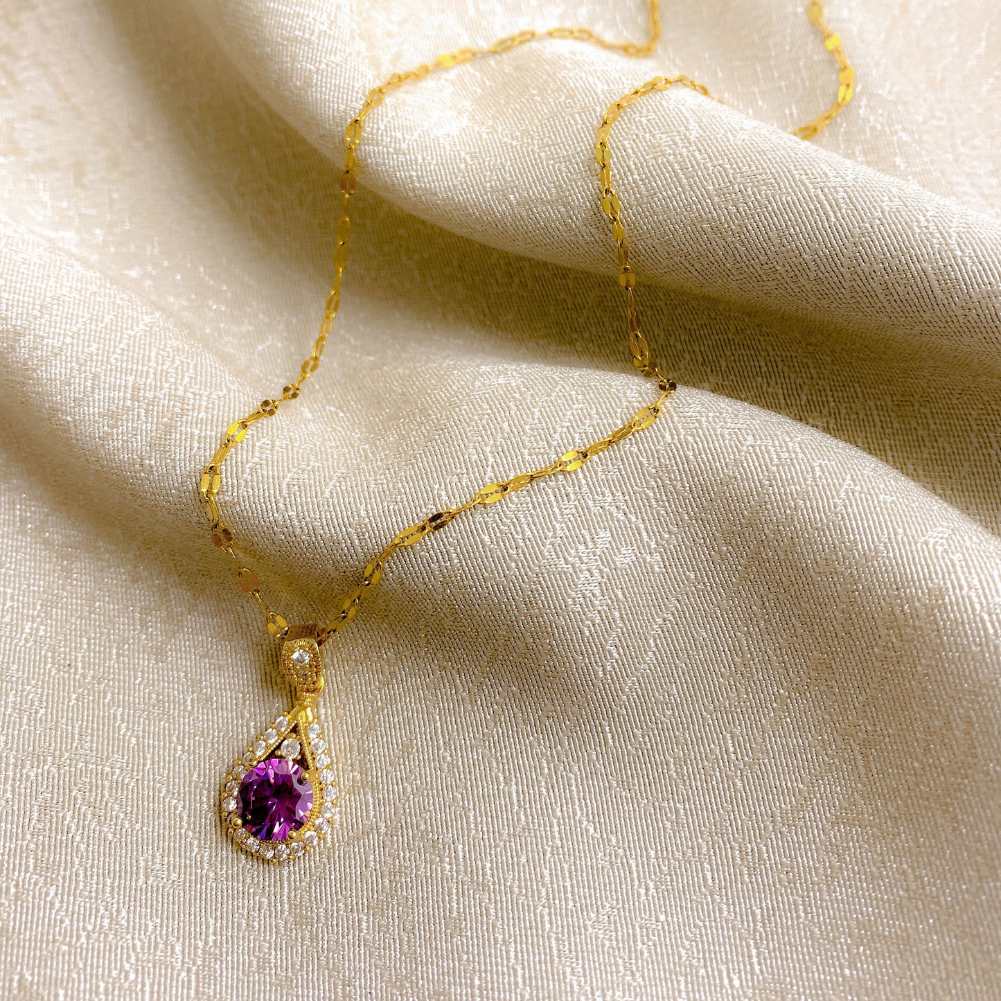 Women's Summer Violet Titanium Steel Fashionable Ornament Necklaces