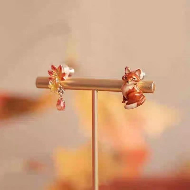 Princess On The Run Red Bow Stud Earrings