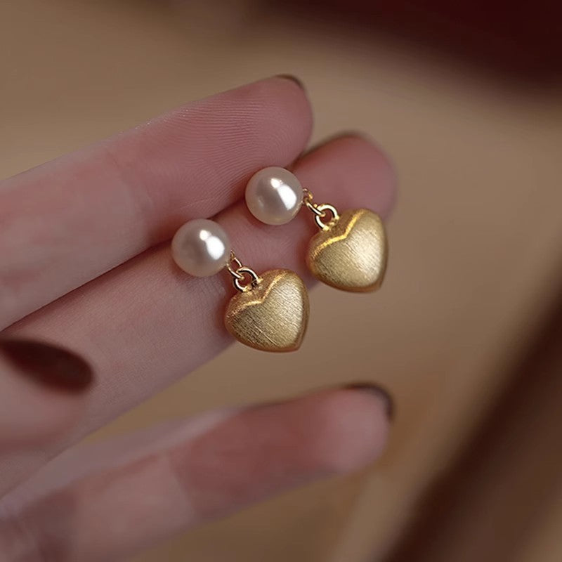 Brushed Love Freshwater Pearl Ear Design Earrings