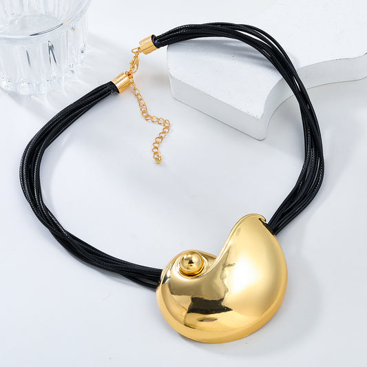 Women's Summer Alloy Conch Exaggerated Trendy Glossy Necklaces