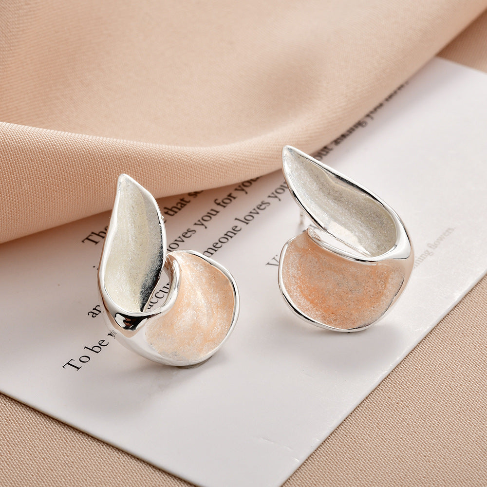 Women's Sweet Elegance Niche Design Ear Clip Earrings