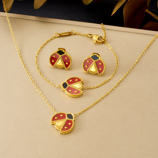 Slouchy Hot Ladybug Gold-plated Clavicle Chain Jewelry Set