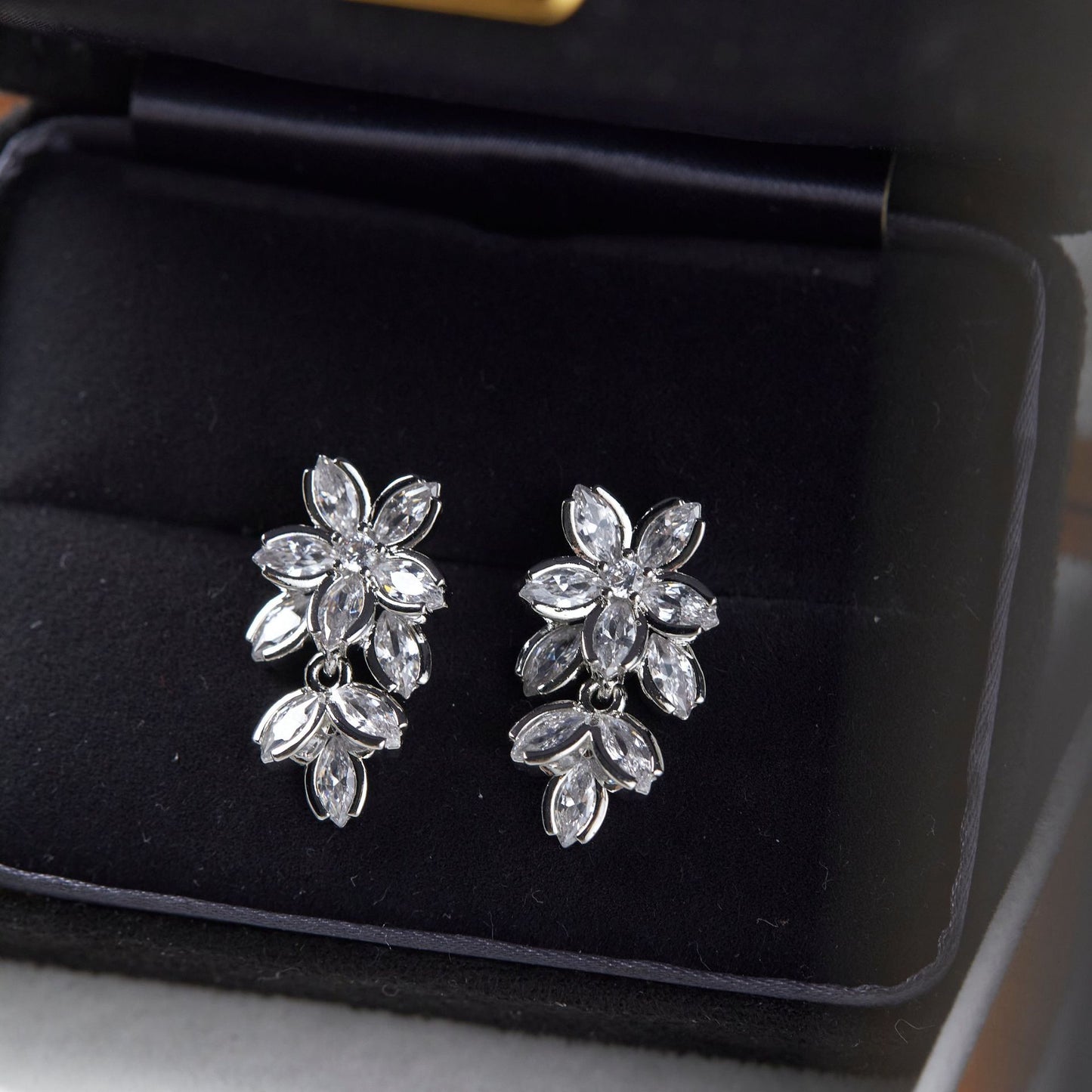 Women's Zircon Flower High-grade Suitable For Summer Rings