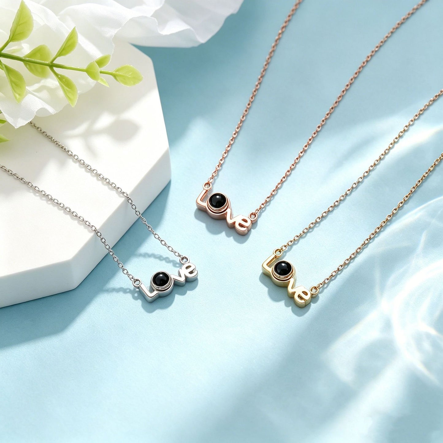 Projection Light Luxury High Sense Design Necklaces