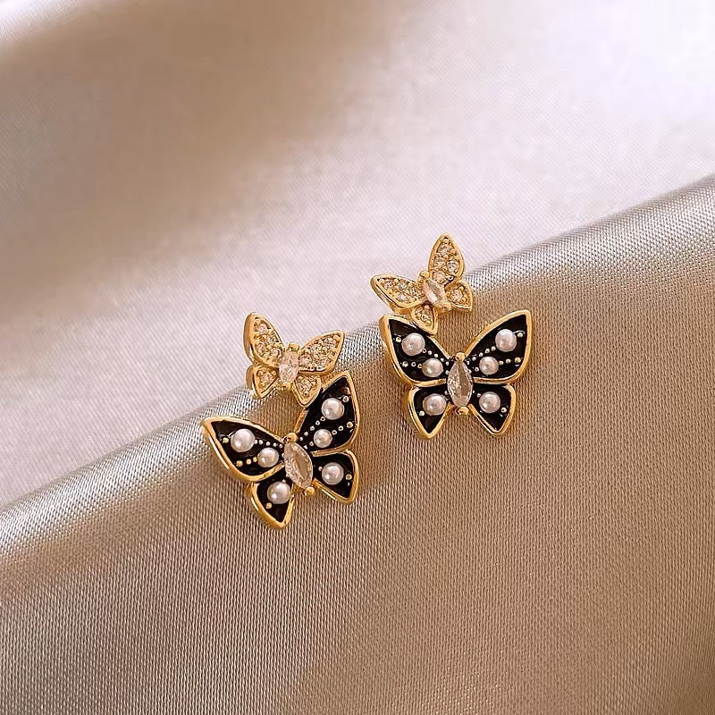 Women's Retro Black Style Fashion Elegant Graceful Earrings