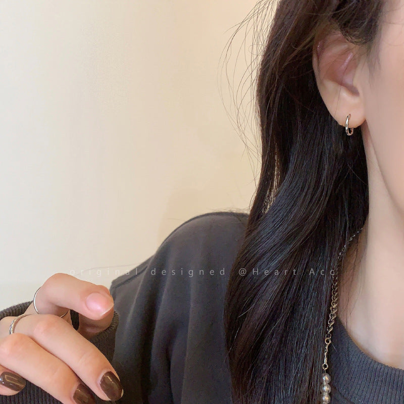 Women's Simple Cold Style Circle Ear Clip Graceful Earrings