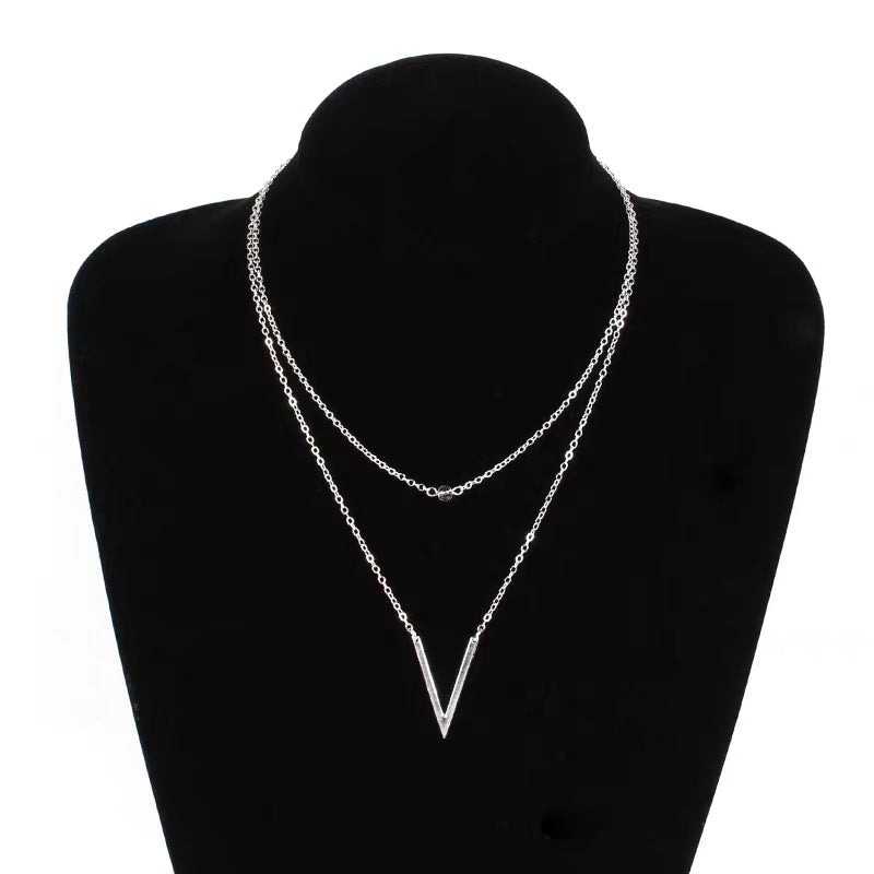 Women's Fashionable Temperamental Clavicle Chain Simple Personality Necklaces