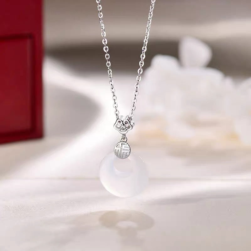 White Chalcedony Special Interest Light Luxury Sterling Necklaces