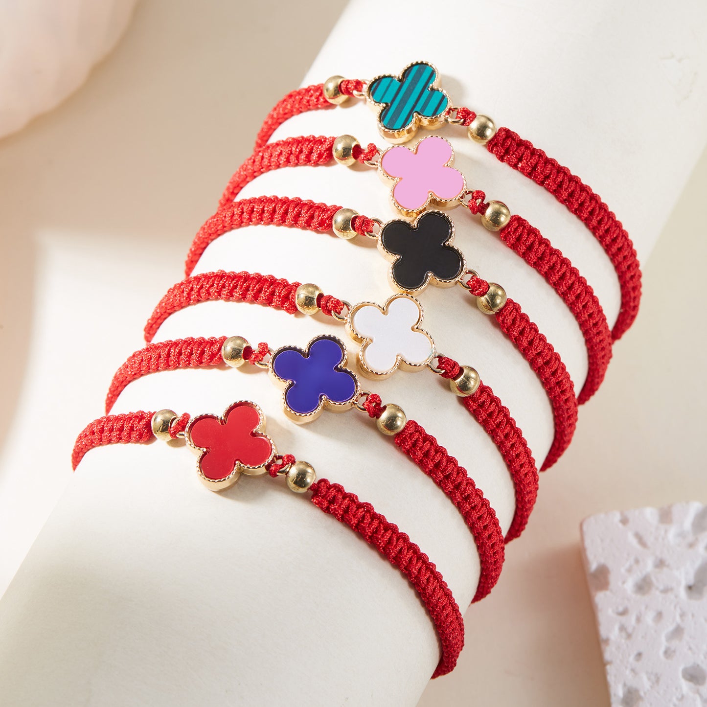 Four-leaf Clover Woven Female Style Minority Pull-out Bracelets