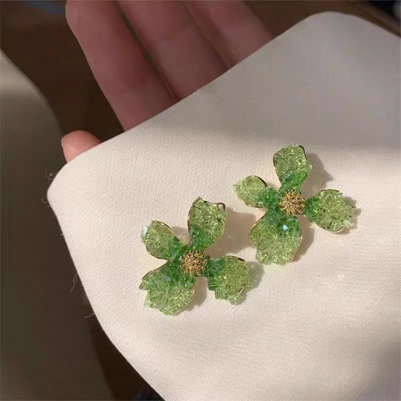 Sier Needle Resin Flower Tassel Mori Stud Earrings
