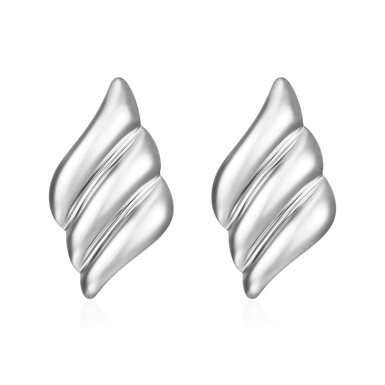 Women's Fashionable Trend Stripes Stainless Steel Retro Light Rings