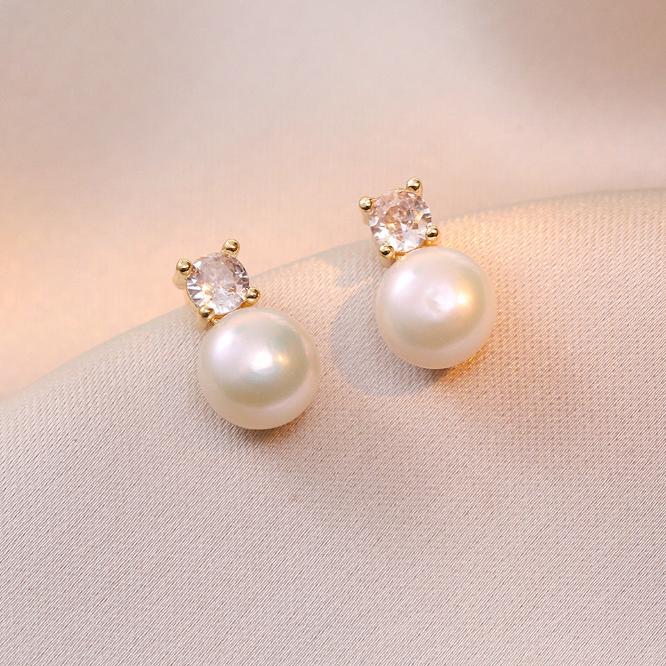 Women's Pearl Ear High-grade Square Simple Temperament Stud Earrings