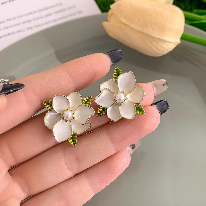 Women's Series Flower Vacation Style Niche High-grade Earrings