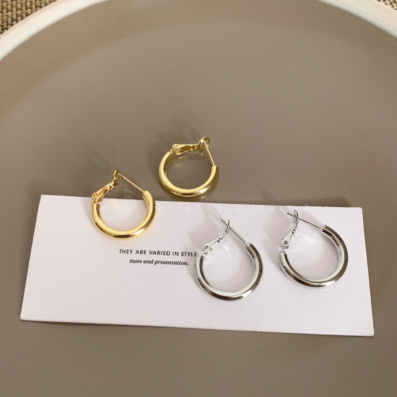 Women's Gold Small Ear Simple High Sense Circle Niche Stud Earrings