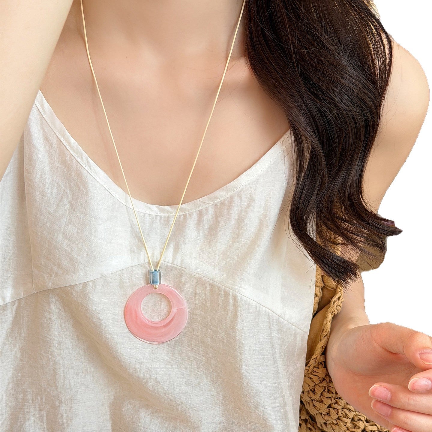 Women's Blooming Hollow Trapezoidal Long Design High-grade Sweater Pendant