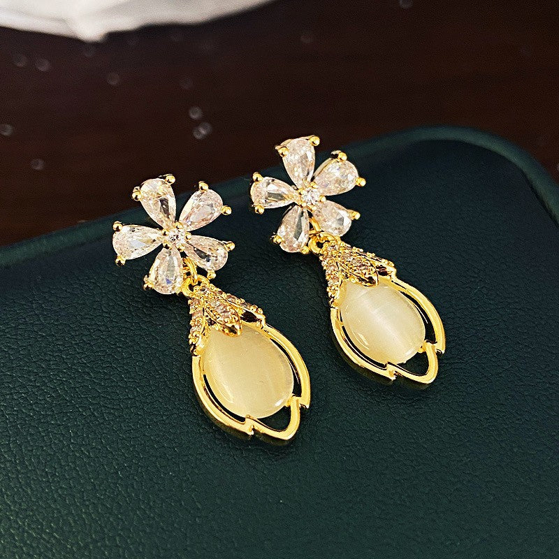 Lux Fashion Micro Inlaid Zircon Butterfly Long Earrings