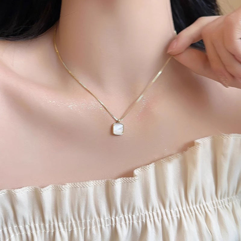 Square White Shell Fashion Trend Gentle Necklaces