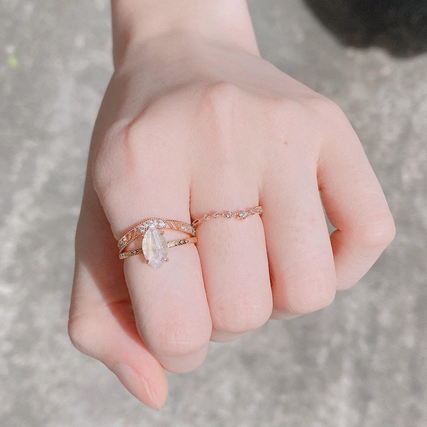 Light Jewelry V-shaped Small Diamond Sier Rings