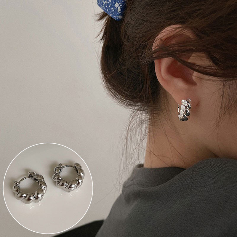 Women's Ellipse Simple Metal Ear Cuff Fashionable Earrings