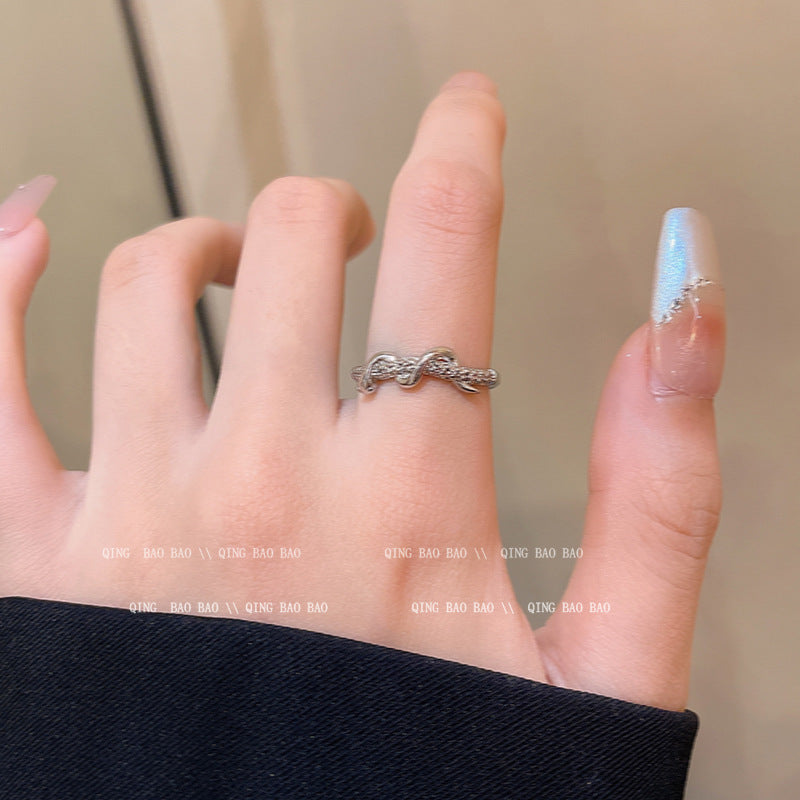 Women's Open High-grade Light Luxury Pearl Forefinger Niche Design Rings