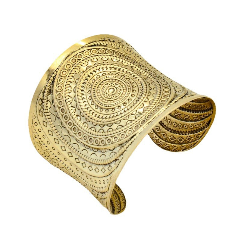 Sier Color Metal Open-ended Exaggerated Personalized Catwalk Bracelet